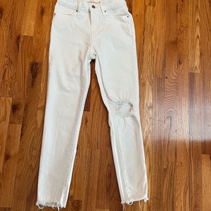Levi’s 721 high rise skinny ankle jean. Size 27.